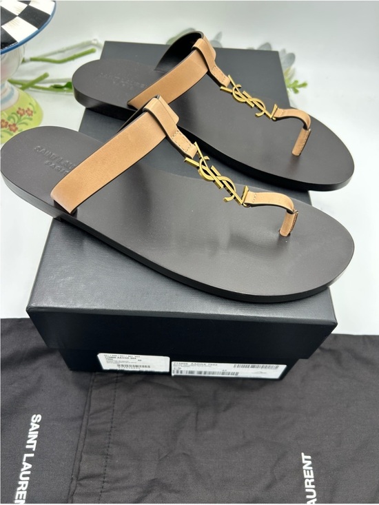 Men’s Saint Laurent CASANDRE YSL logo thong sandals, size 43 made in Italy main image 9